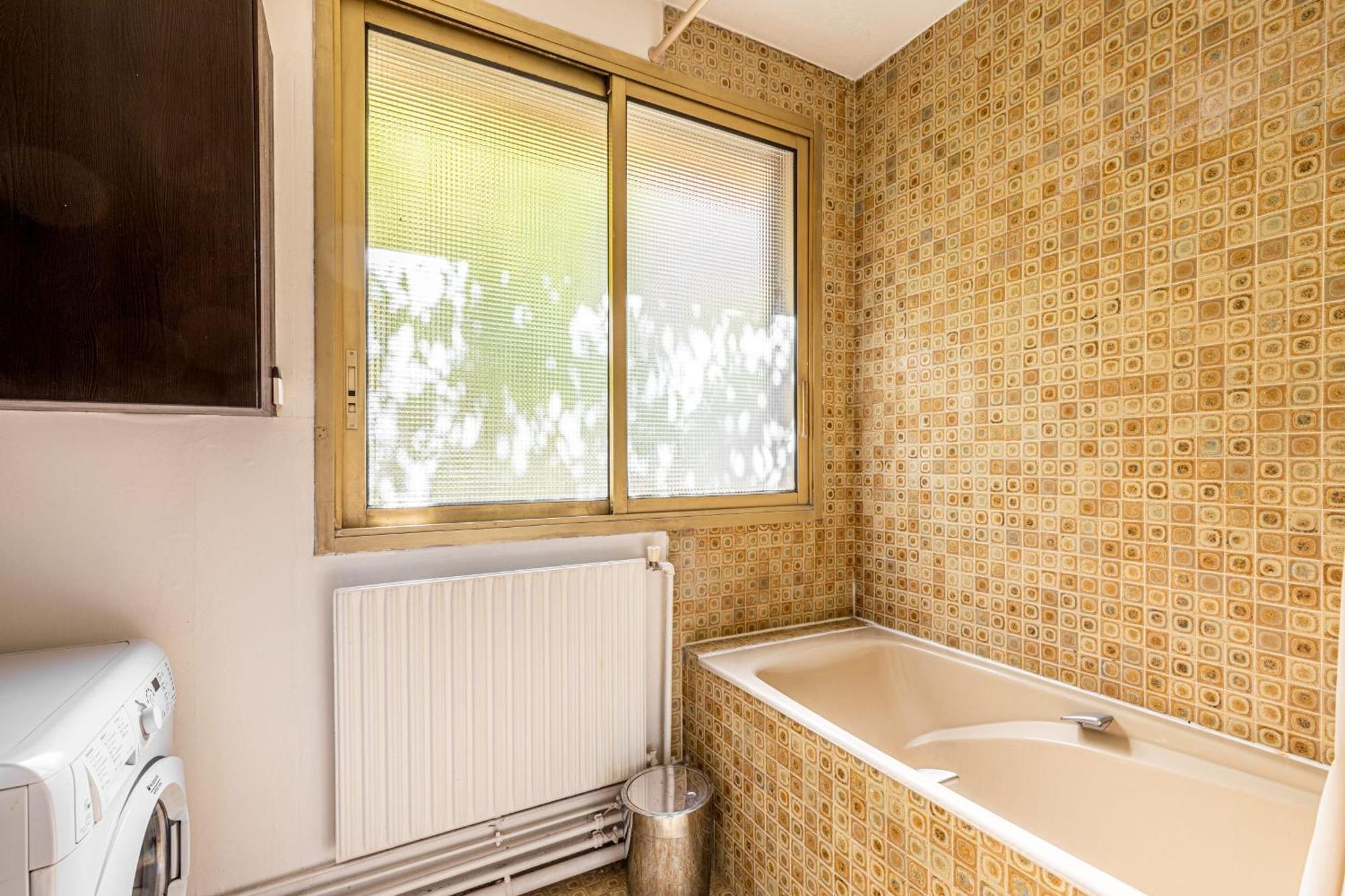 Guestready - Airy With Courtyard View Apartment Paris