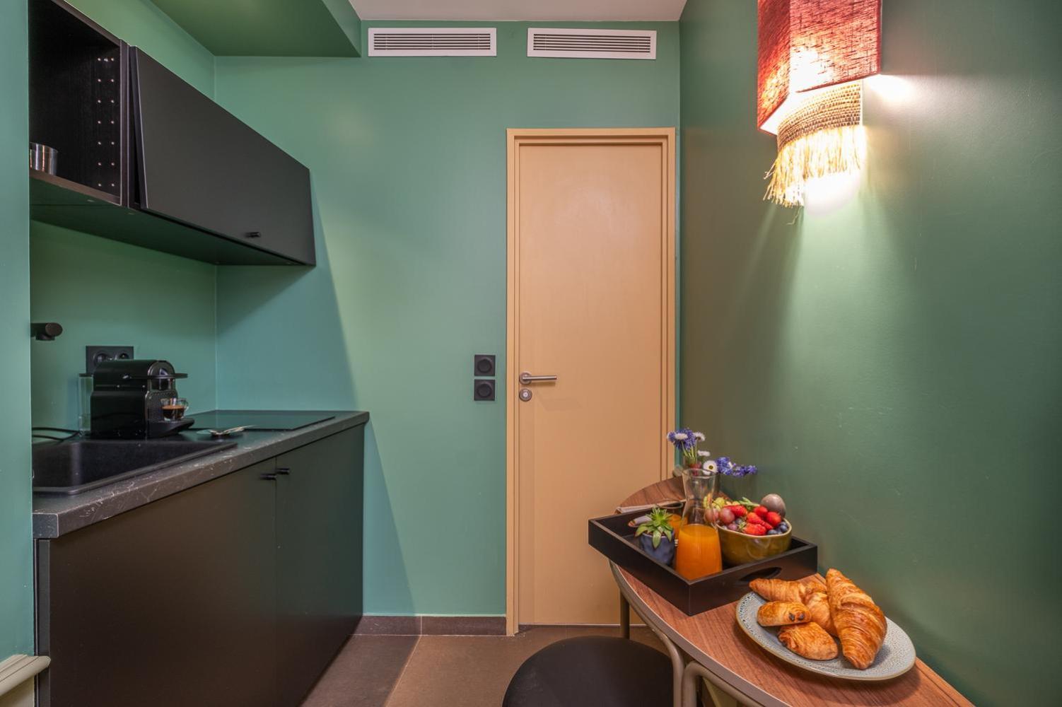 Avalon Aparthotel 3*