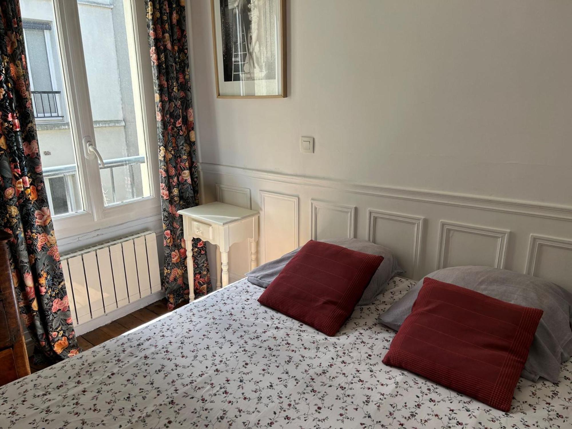 Jean Moulin Apartment Paris