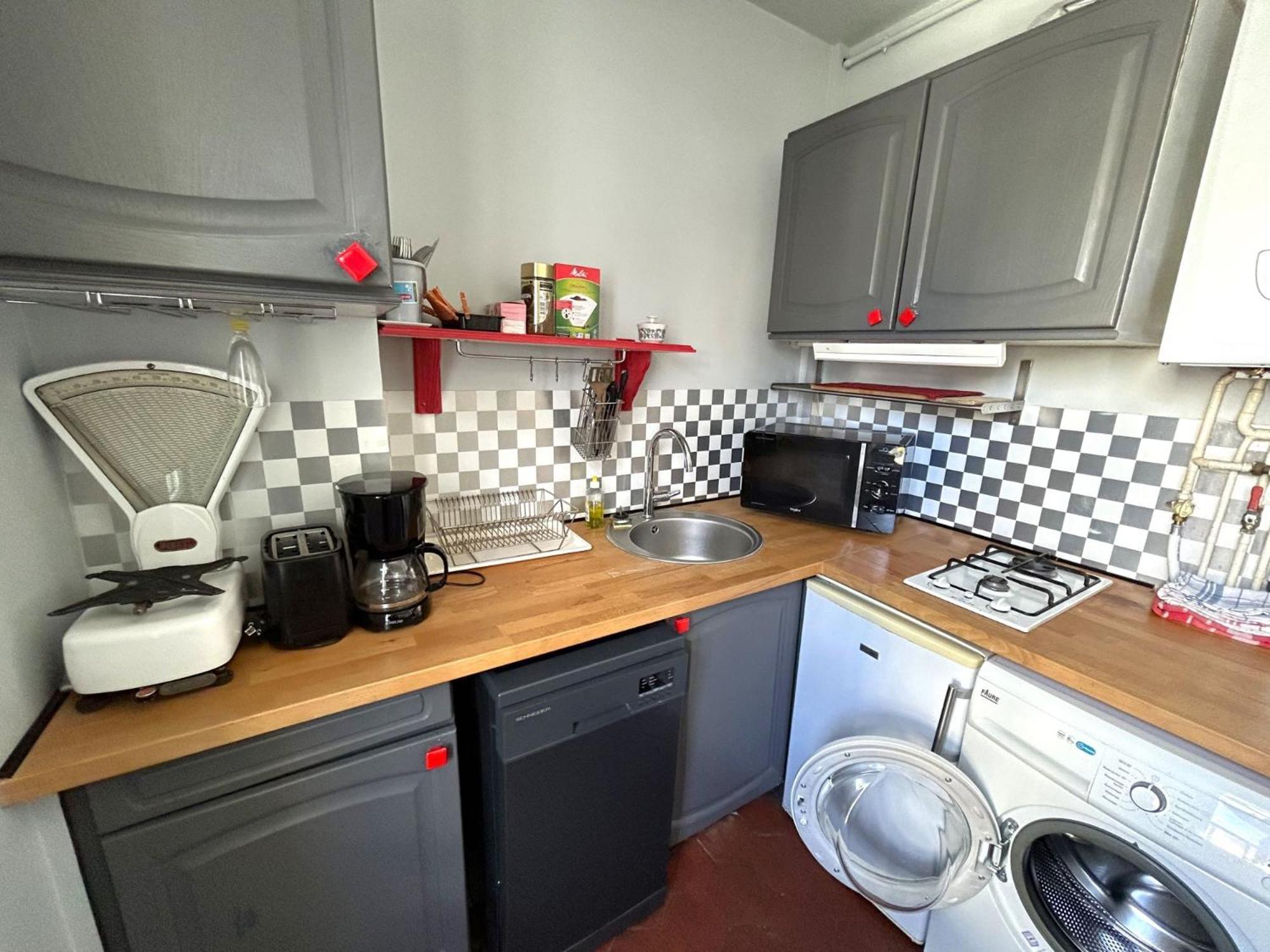 Apartment Jean Moulin