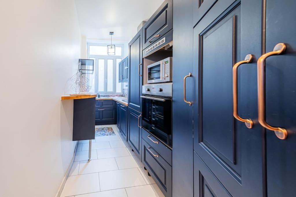 Apartment Haussmannien Proche Parc Des Princes Paris