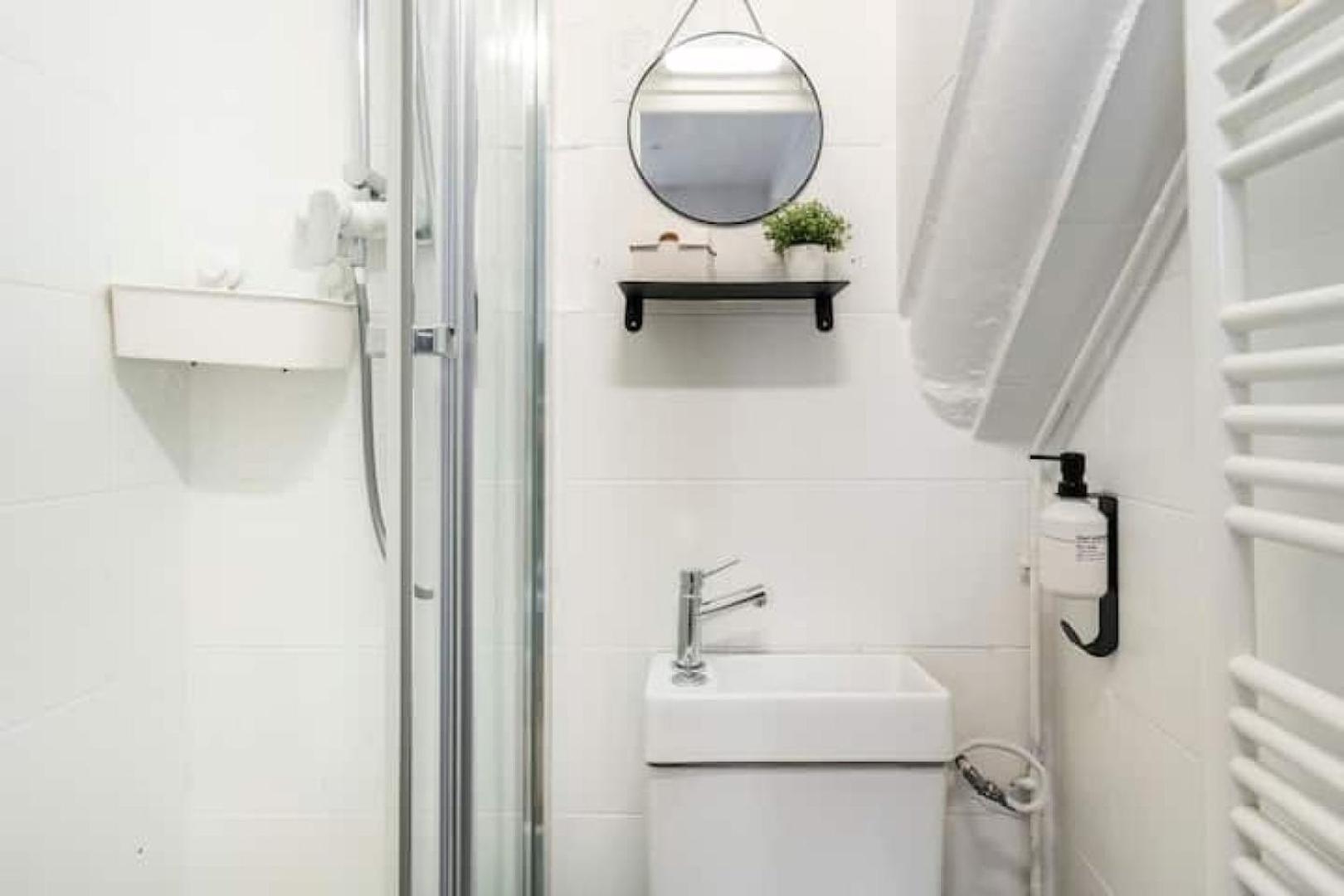 Cocoon In The Heart Of Batignolles | By Airnest