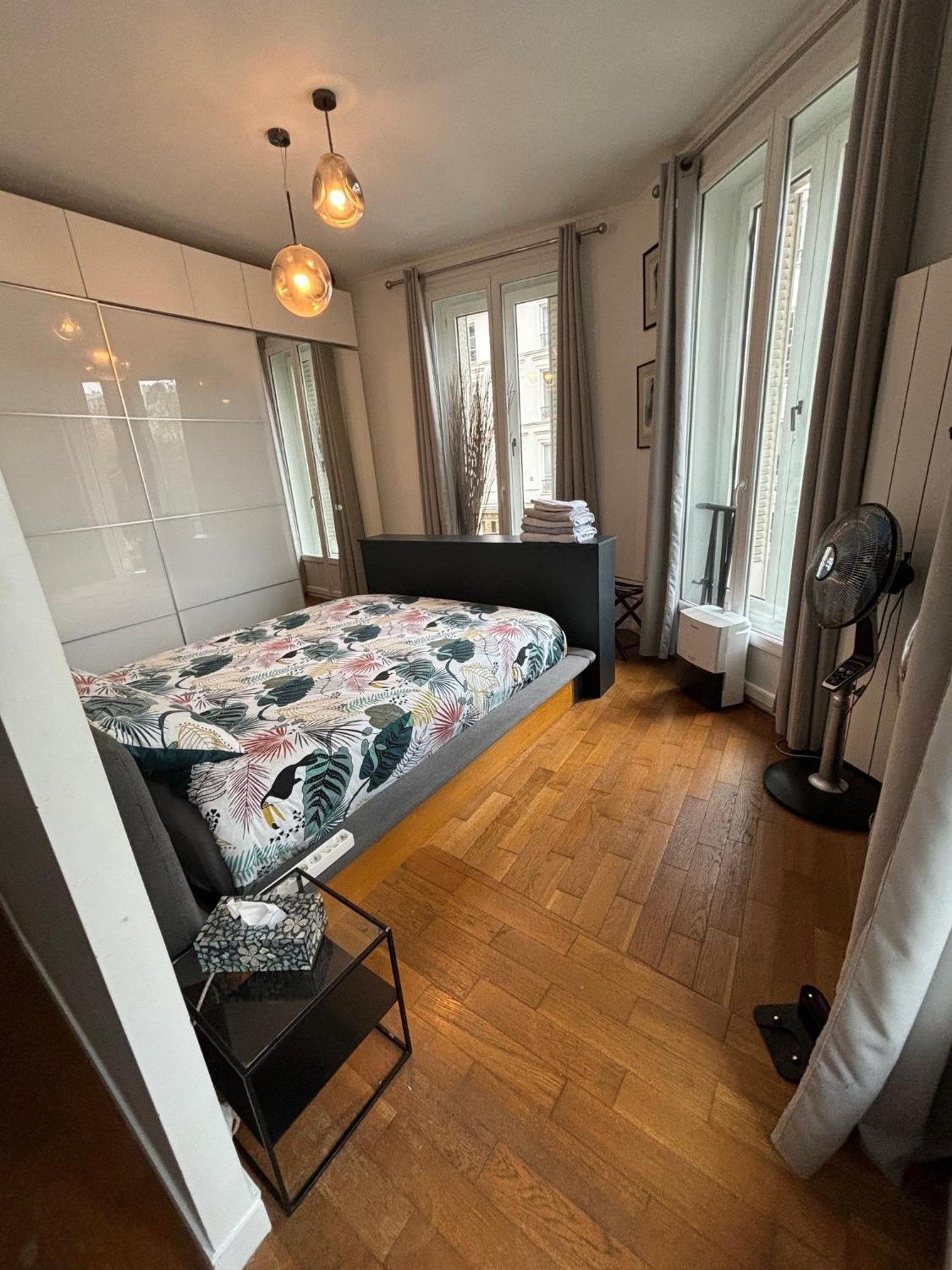 Modern Cozy Flat In The Marais Parking Appartement