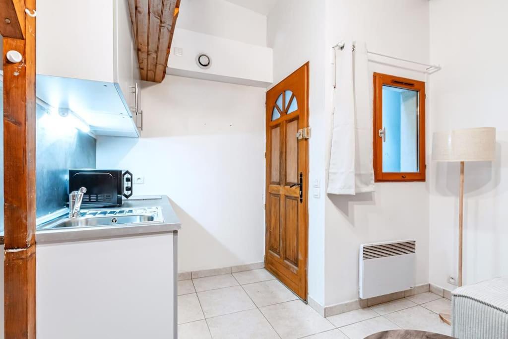 Proche Nation - Iii Apartment *