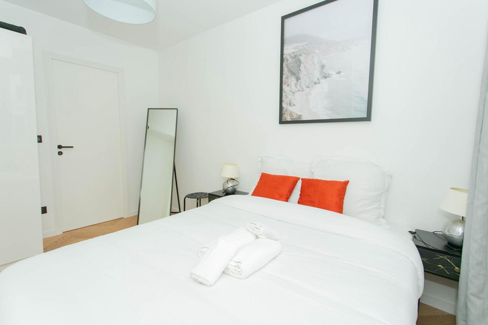 Haussmann - 2br Near Champs-elysees - Cityapartmentstay Apartment