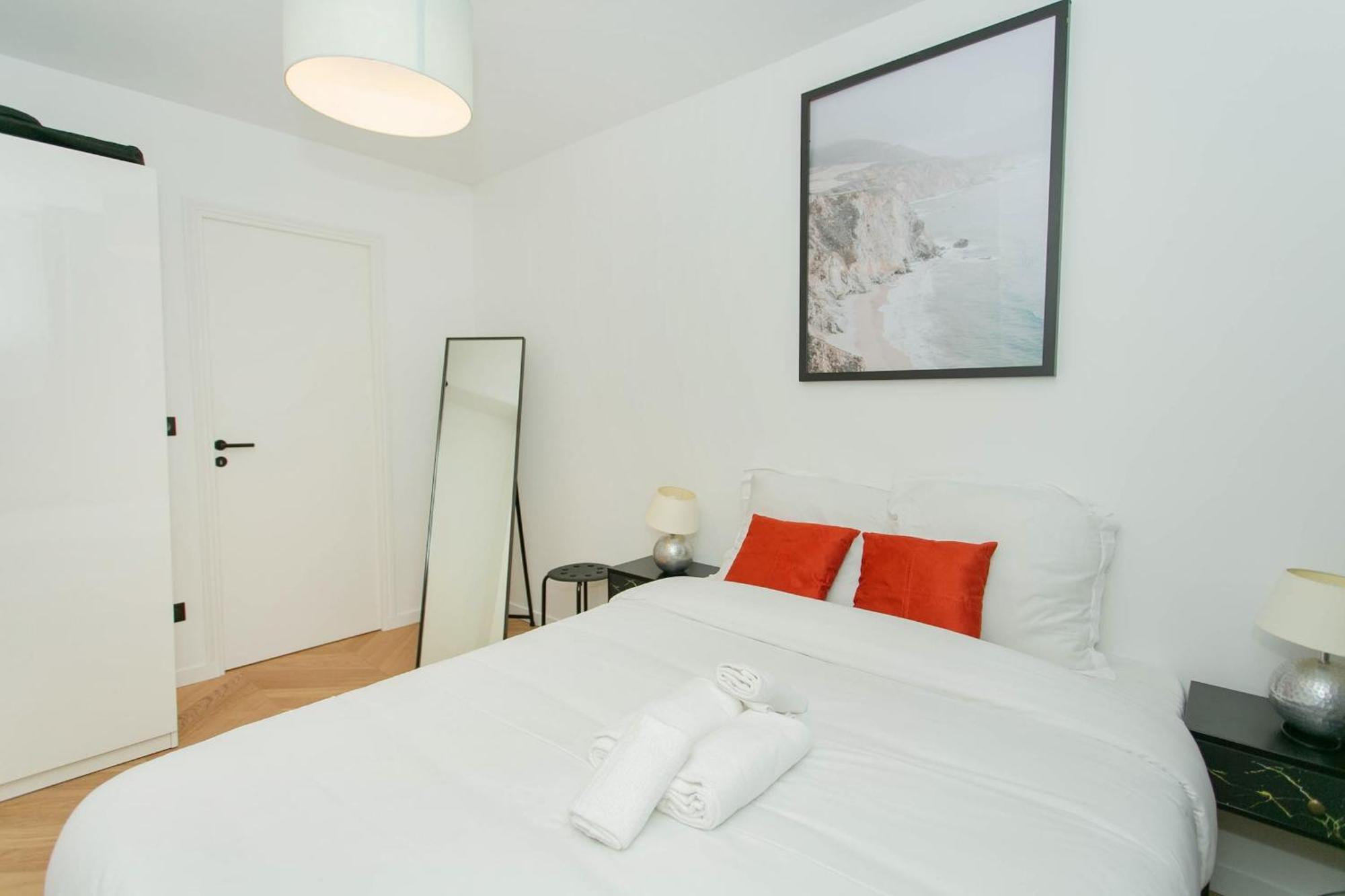 Haussmann - 2br Near Champs-elysees - Cityapartmentstay * Paris