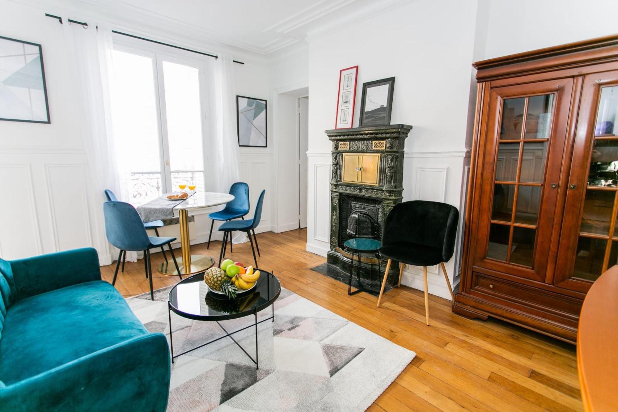 Apartment Marche 2Br Cosy *