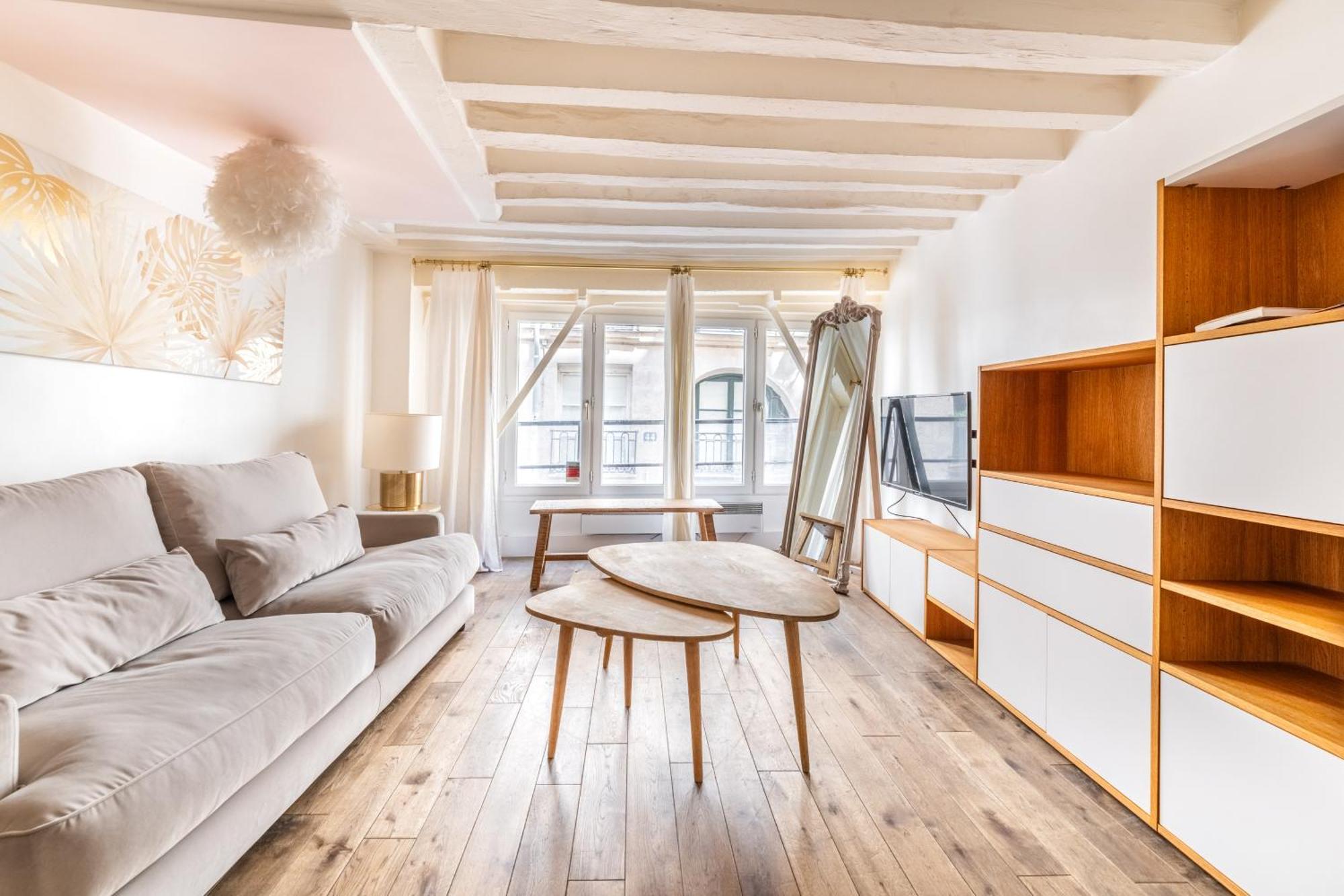Charming Flat Montorgueil Apartment Paris