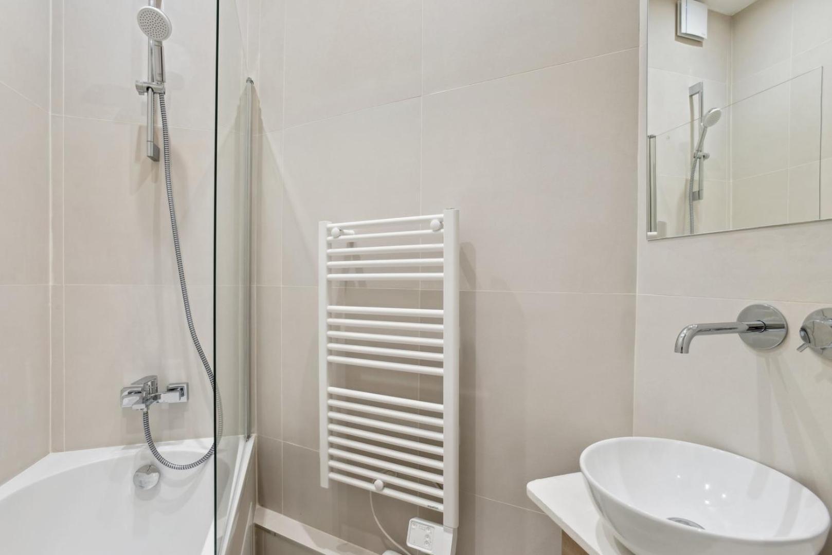 523 Batignolles - Superbe Paris