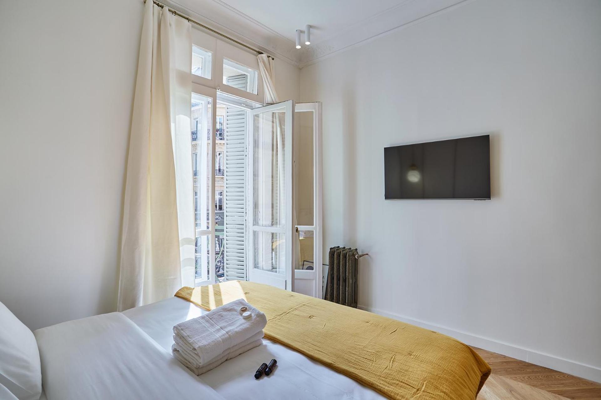 Opera Vendome By Prestige Apartment *