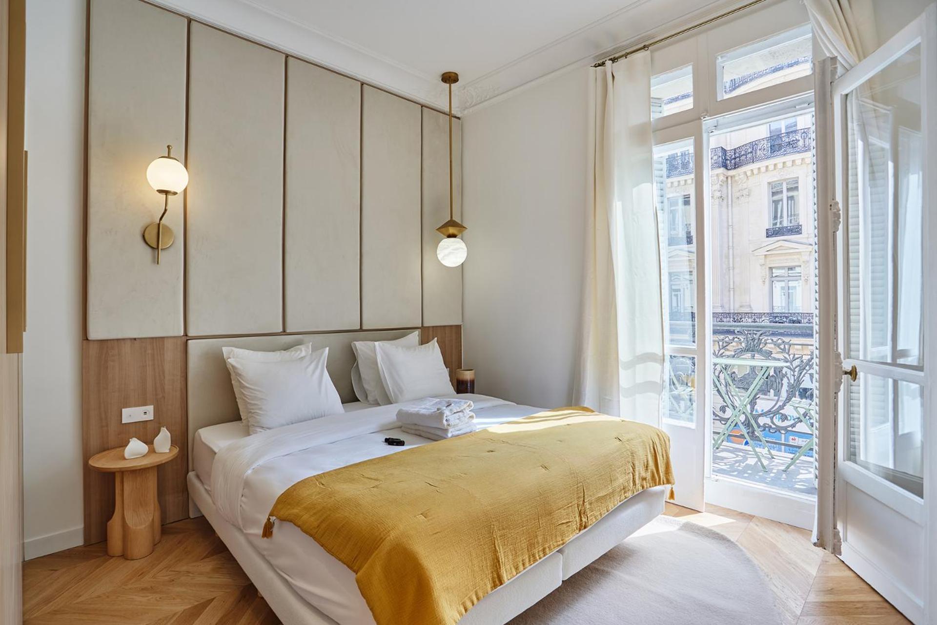 Opera Vendome By Prestige Apartment