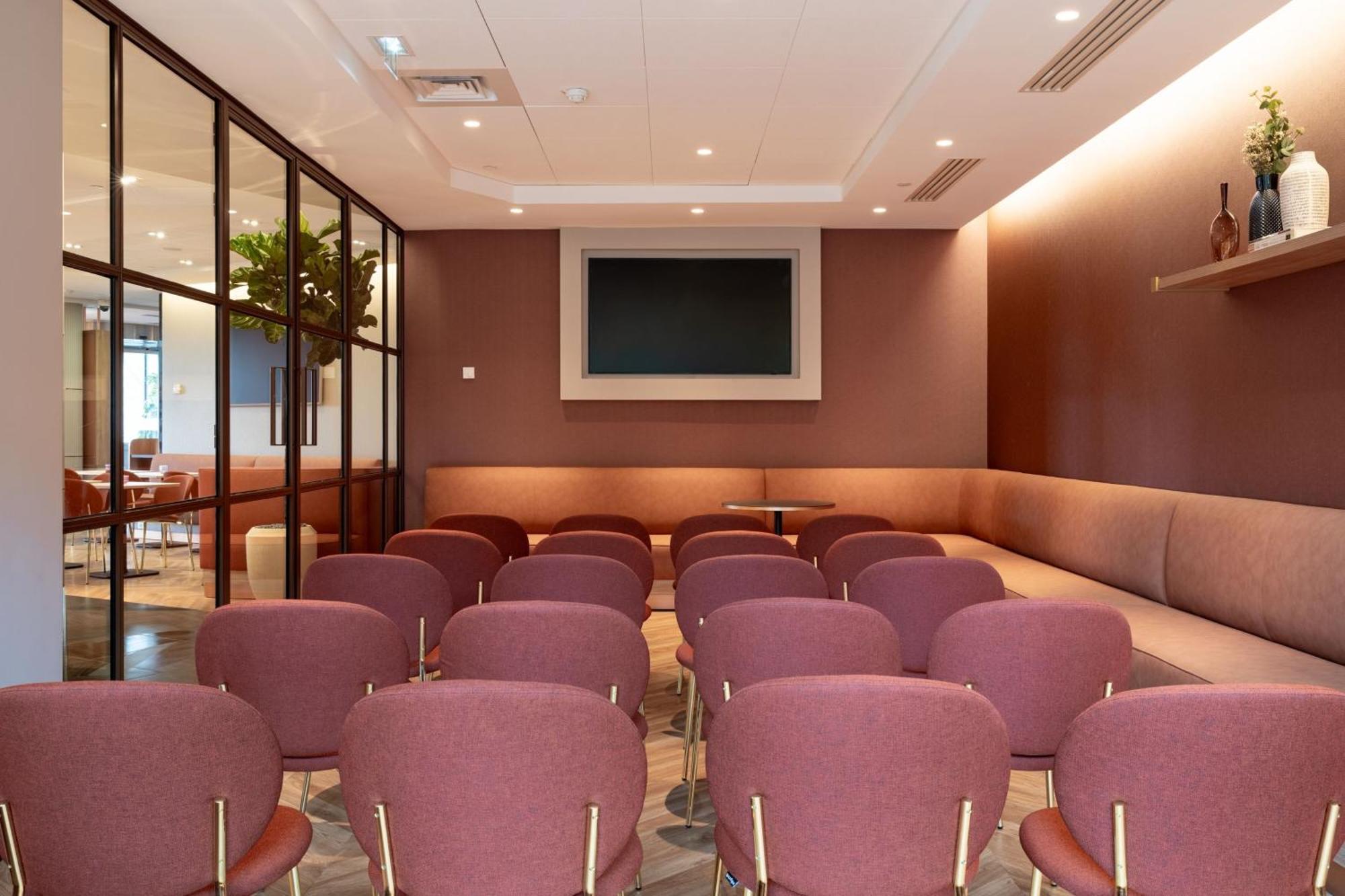 Ac Porte Maillot By Marriott 4*