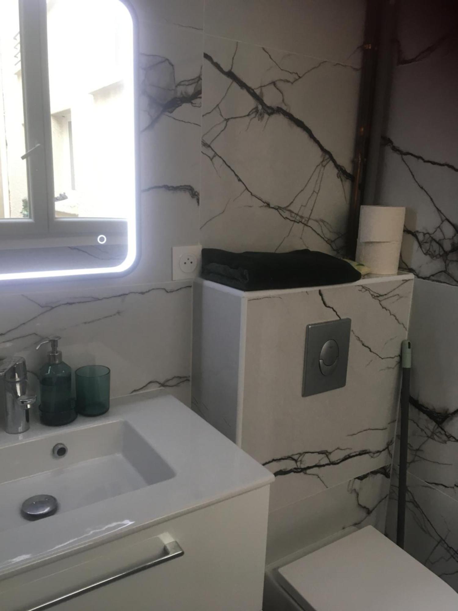 Tour Eiffel Appartement *