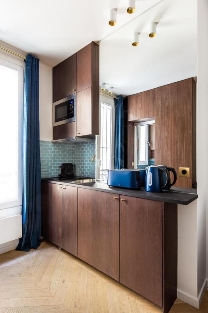 In The Heart Of Nation Charonne Apartment