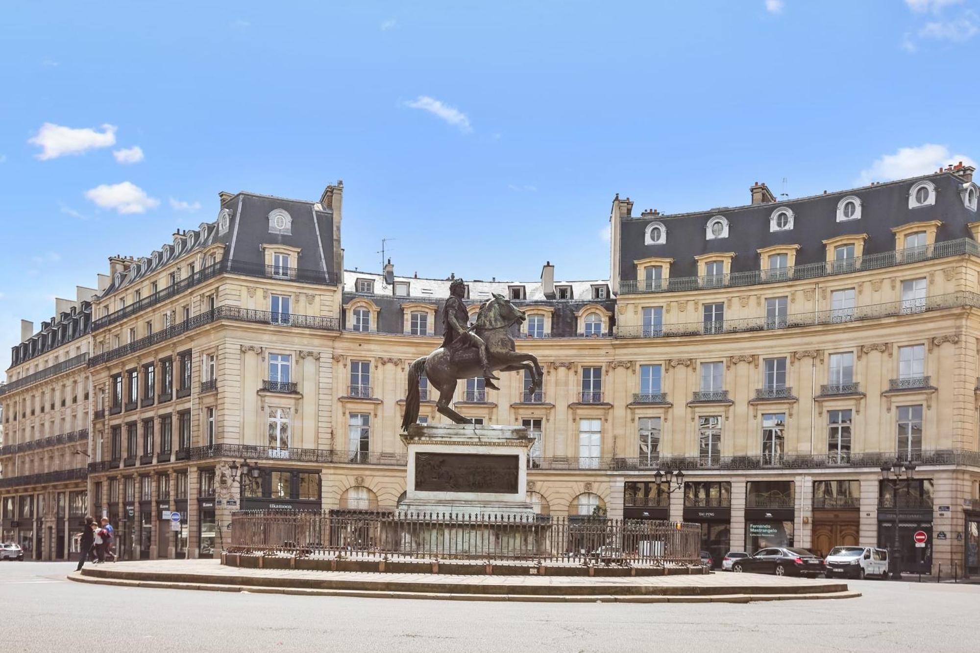 Palais Royal - Victoires 1bdr By B'your Apartment