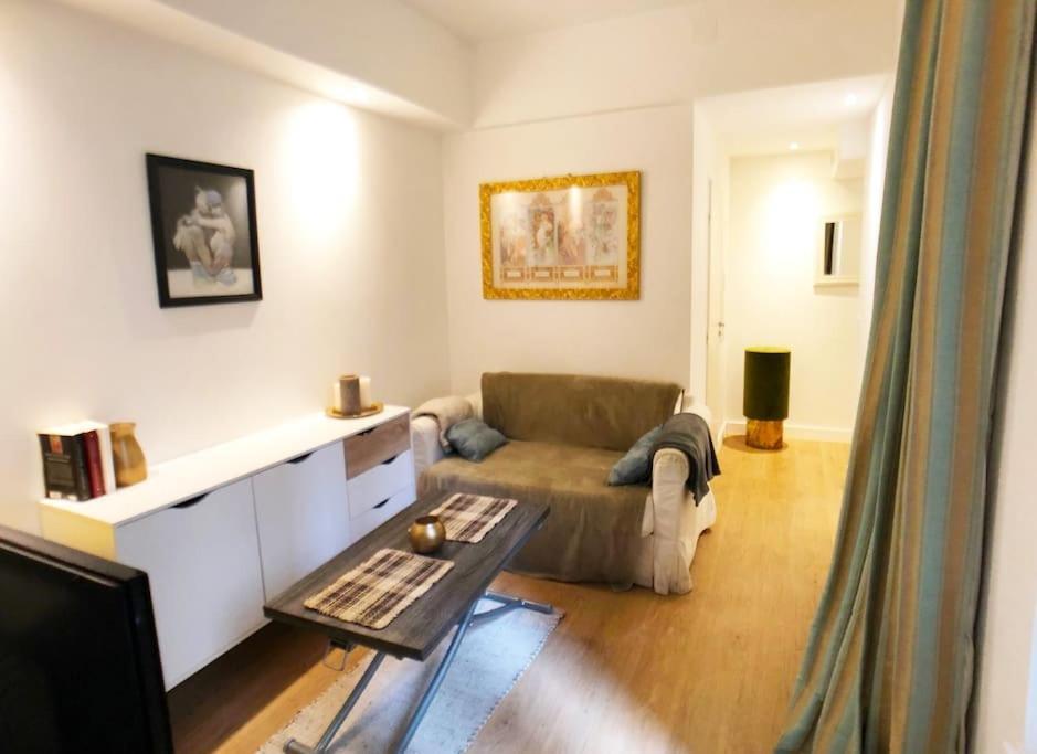 Parisien Apartment