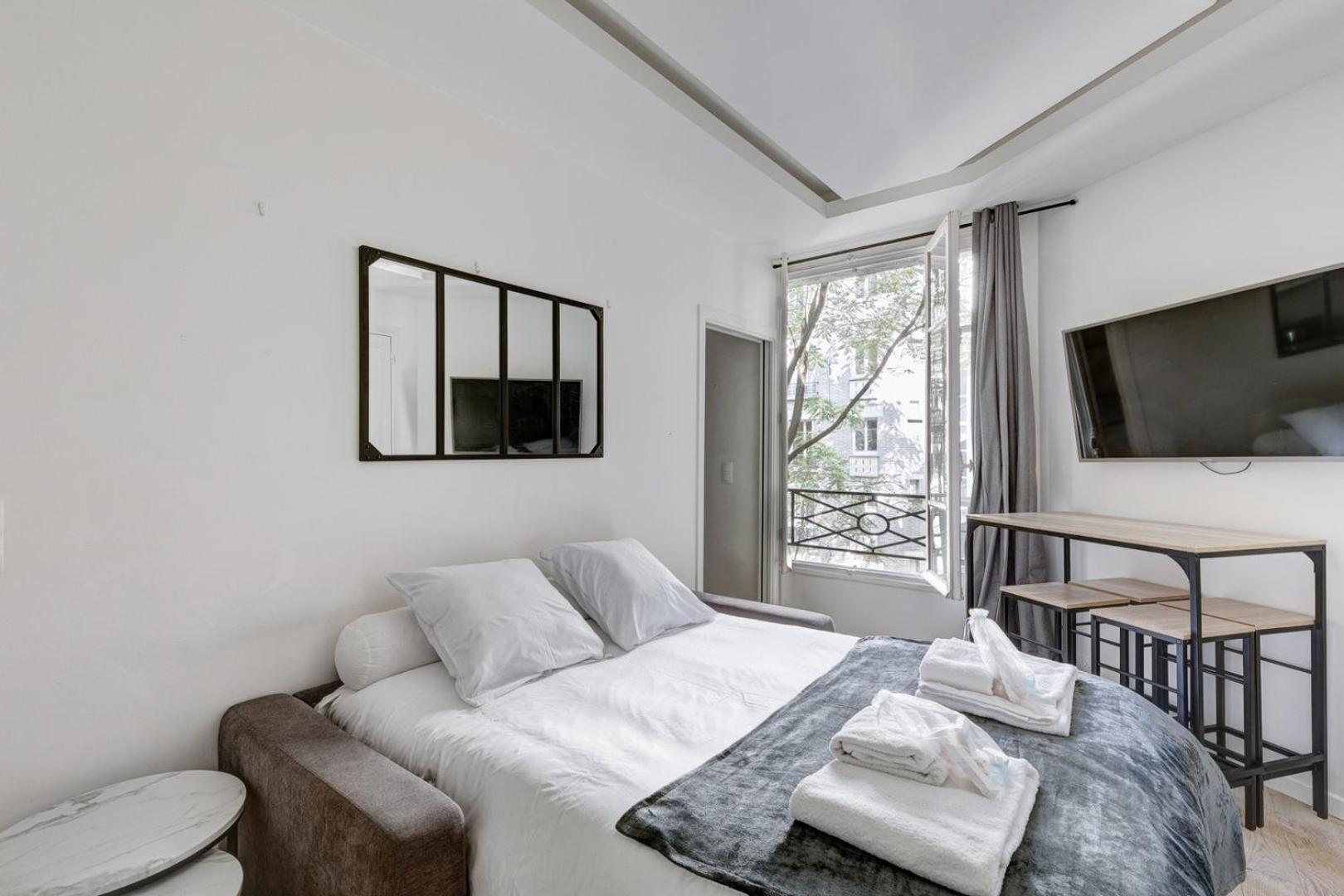 562 Congres - Superbe A Apartment *
