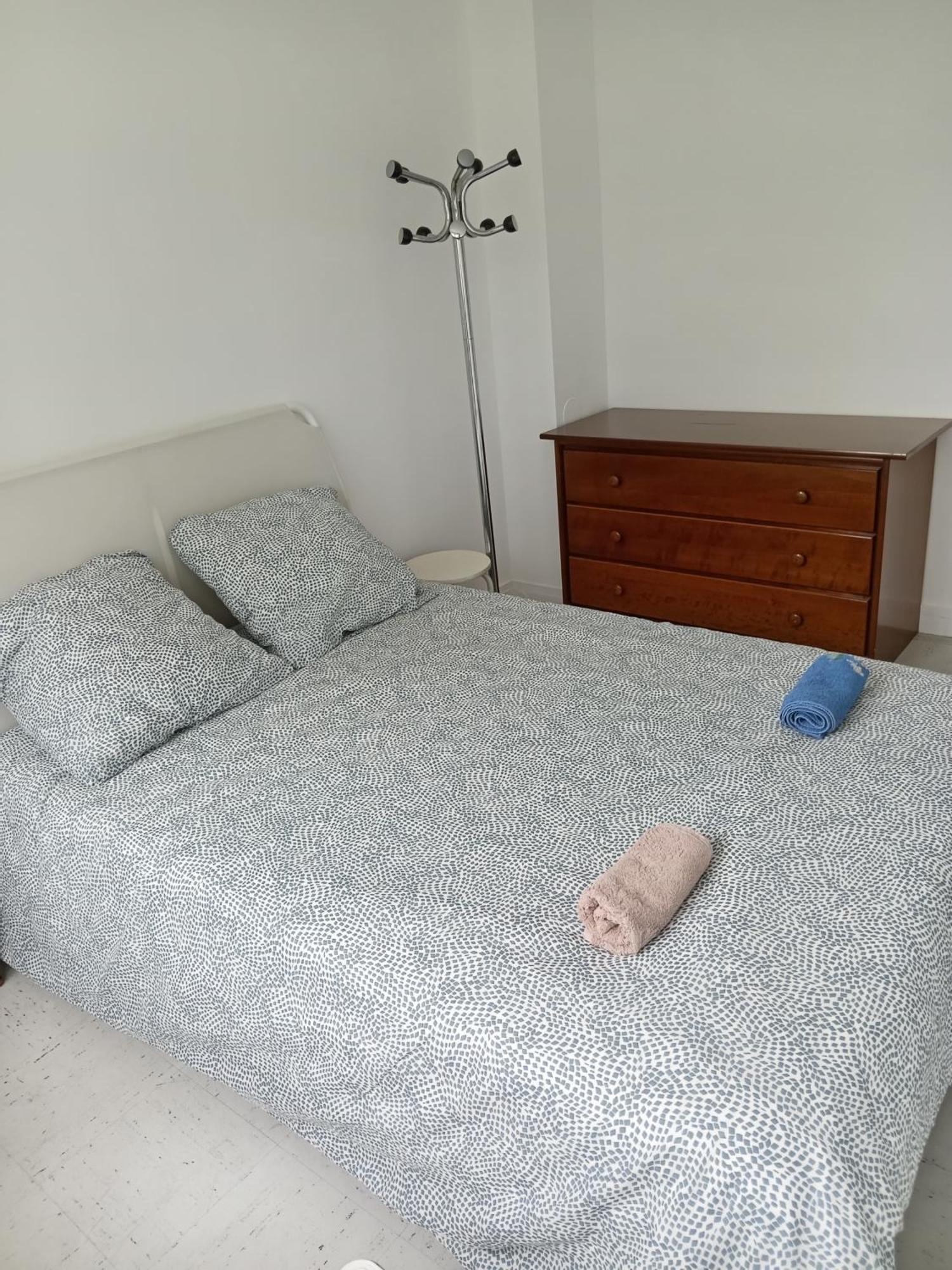 Homestay Double Lumineuse Centre Deux Pas Du Metro *