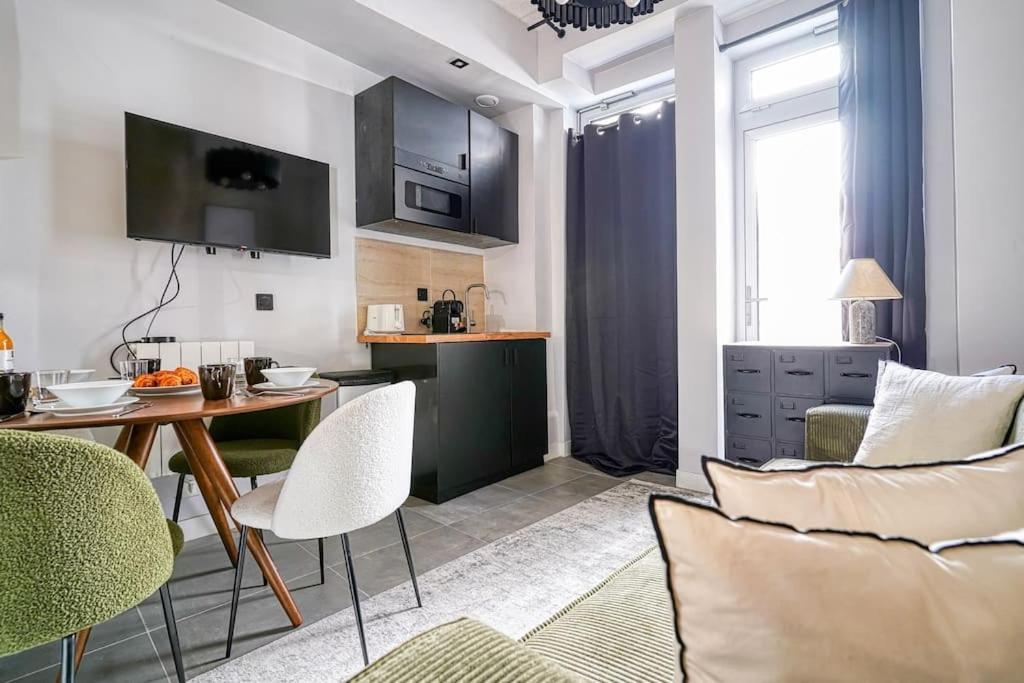 Cosy #louvres #opera Sentier Apartment *