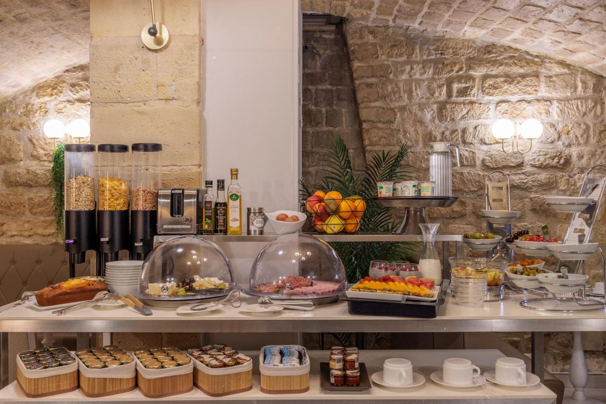 Hotel Saint Martin Bastille Paris