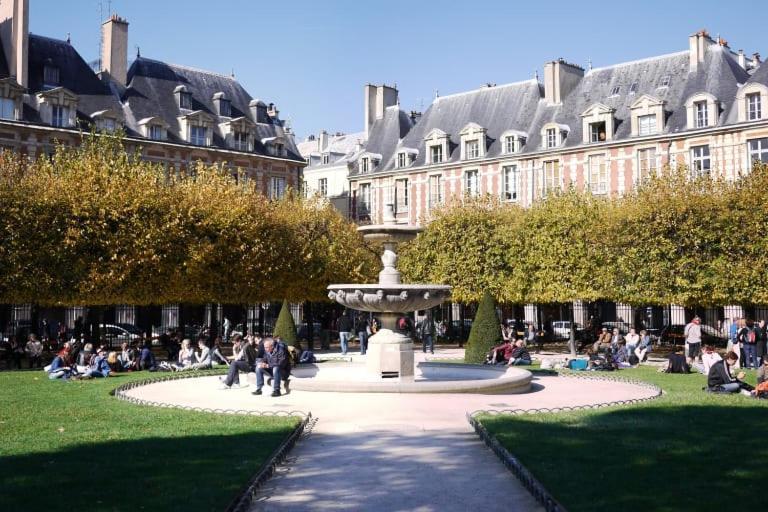 Guestready - Amazing Le Marais Flat - 2 Mins To De *