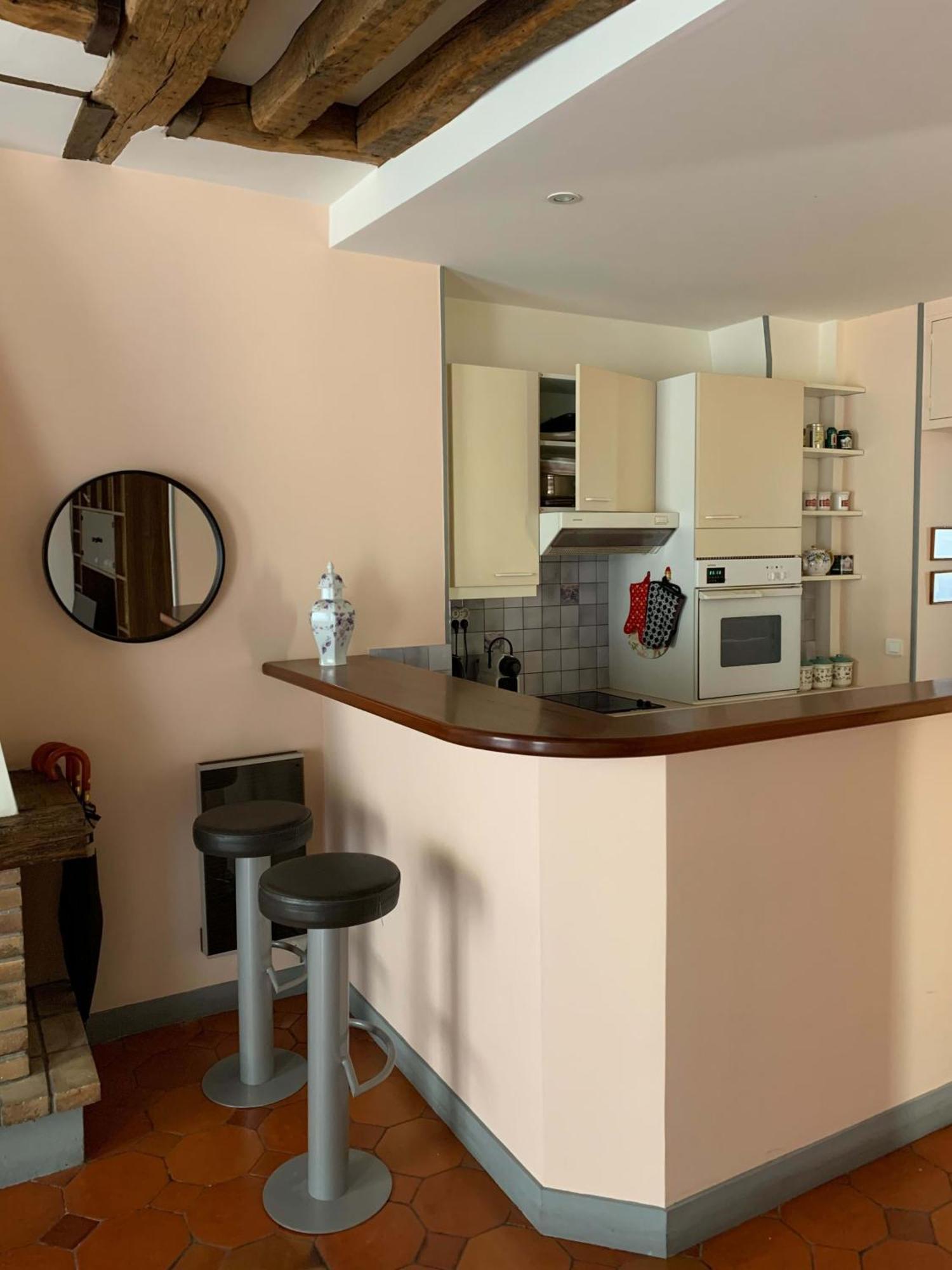 Apartment Heart Of 1br Cozy Flat Paris