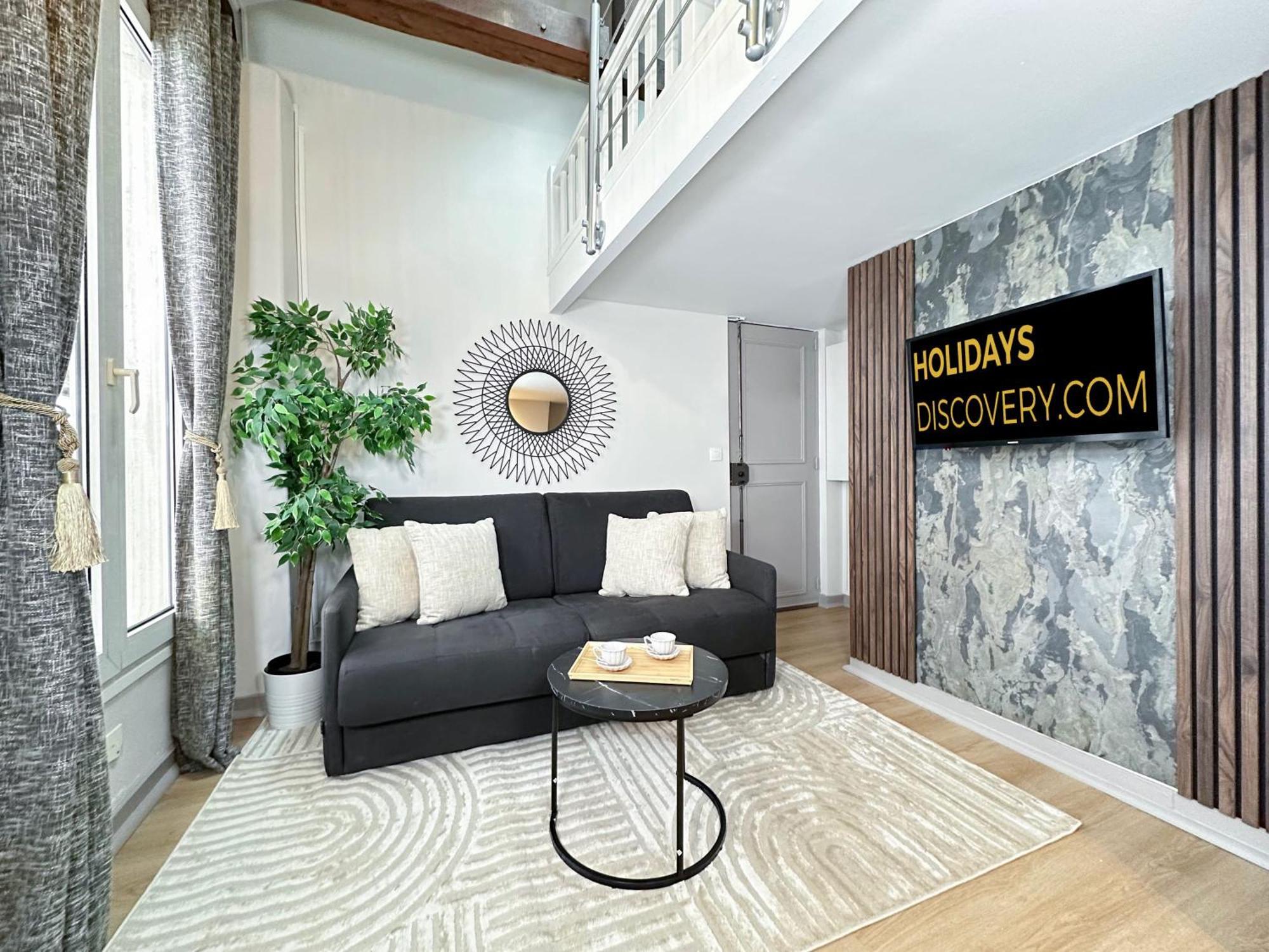 Apartment Stylish Duplex In Front Of Buttes-chaumont *