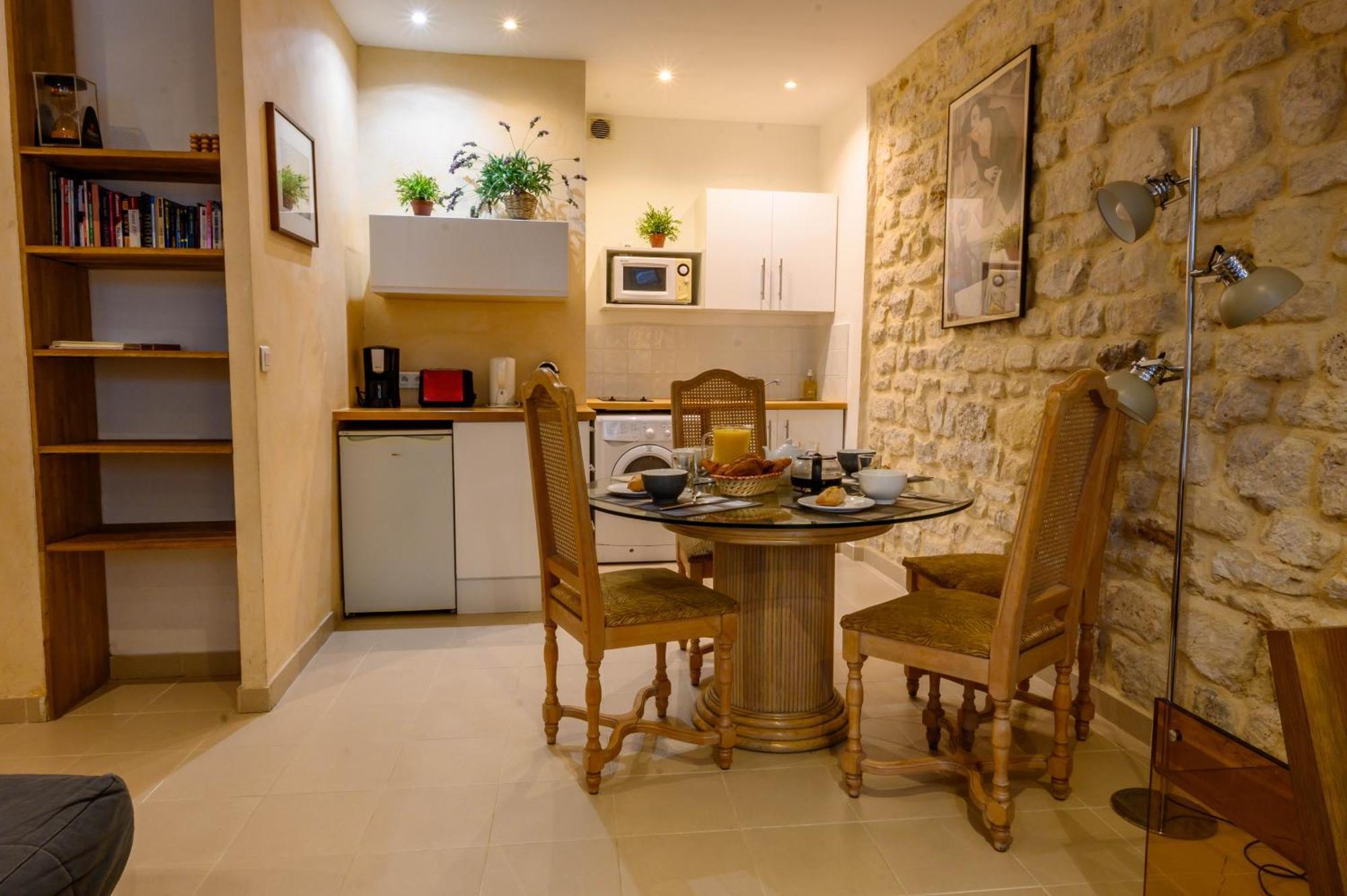 Lumineux Centre - Chatelet Apartment