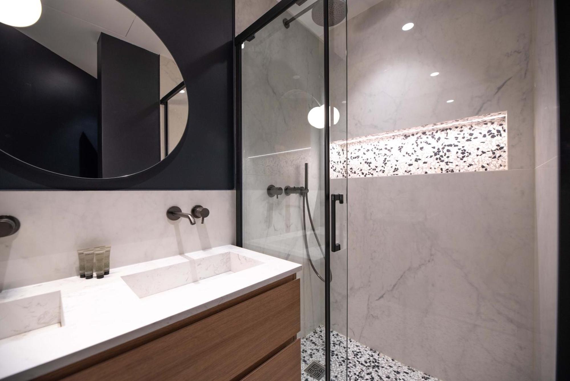Mbm - Luxury Center Paris