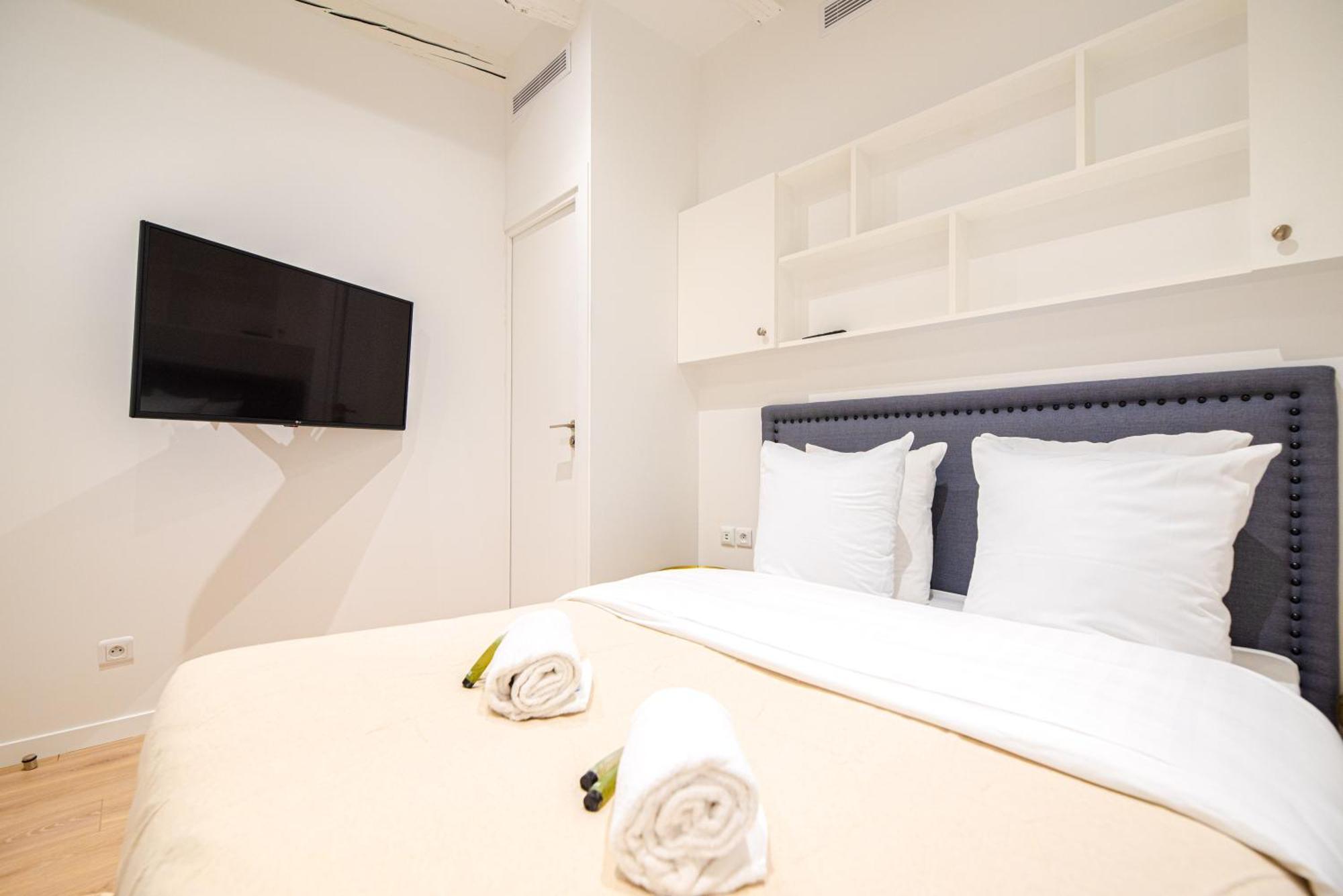 Apartment Mbm - Marais Paris