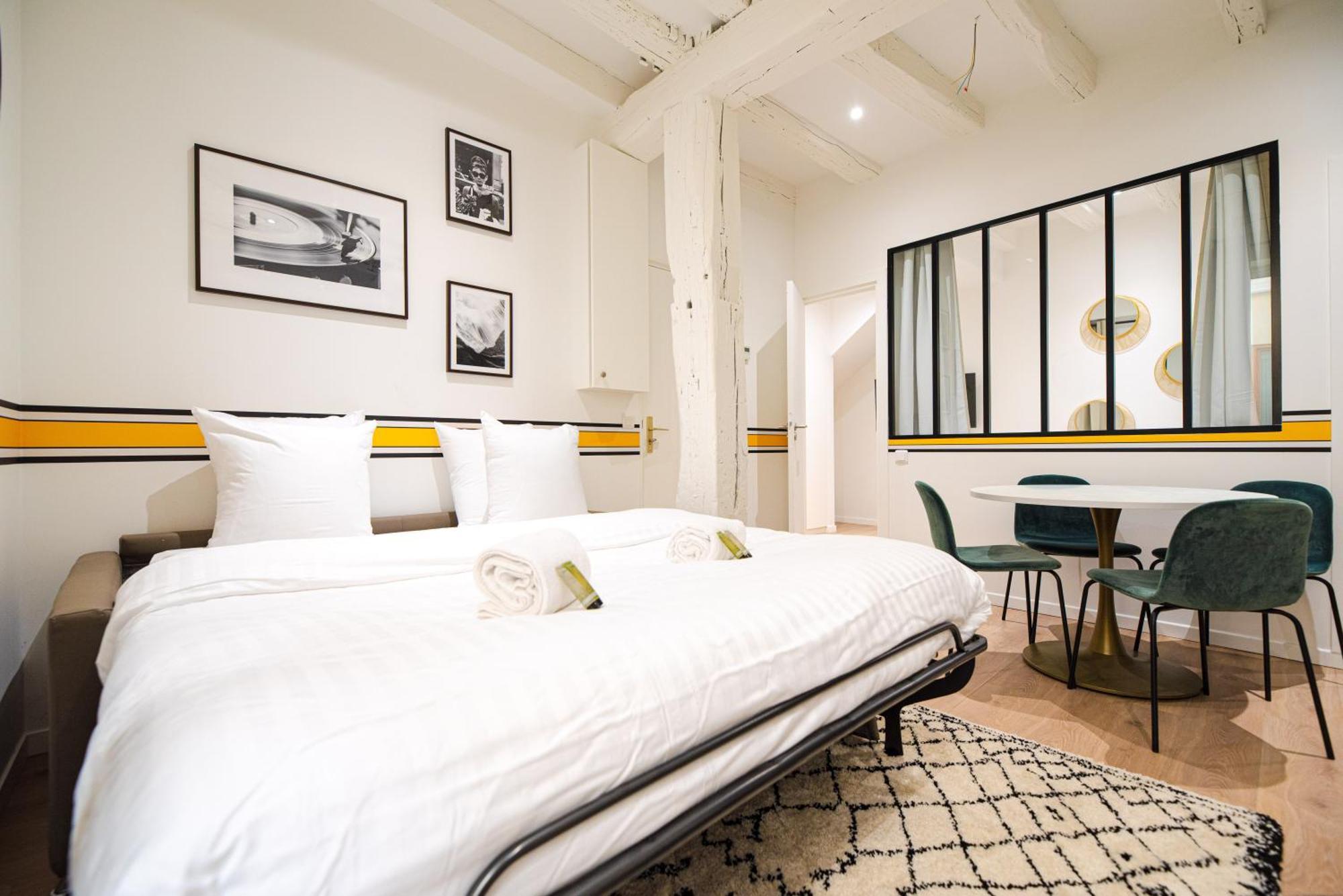 Mbm - Marais Apartment