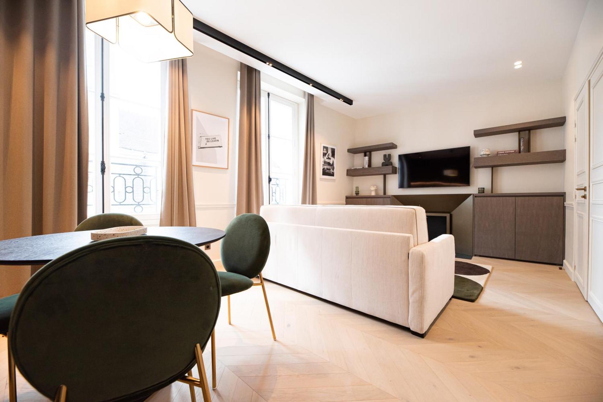 Mbm - Luxury In Marais Paris