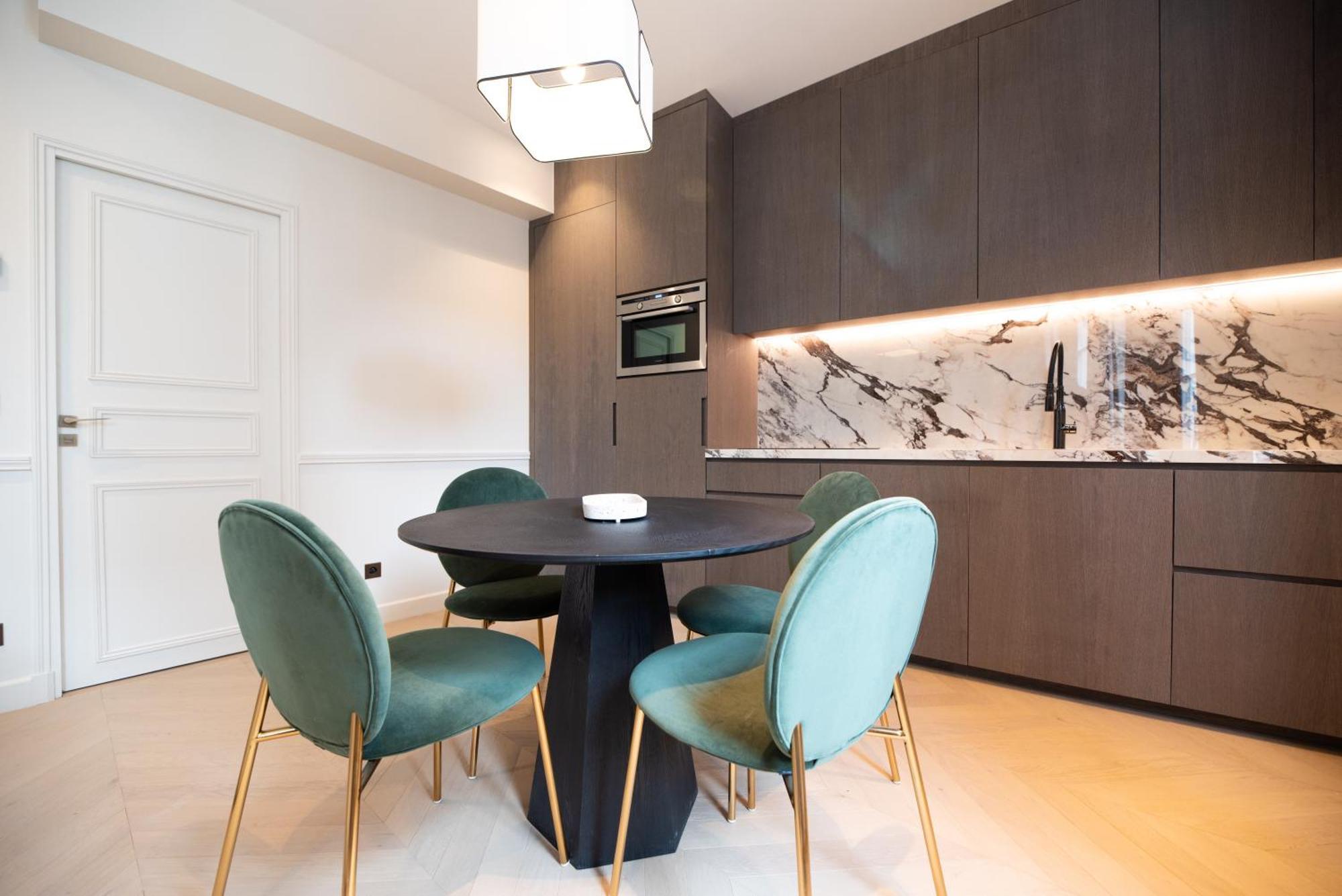 Mbm - Luxury In Marais Paris