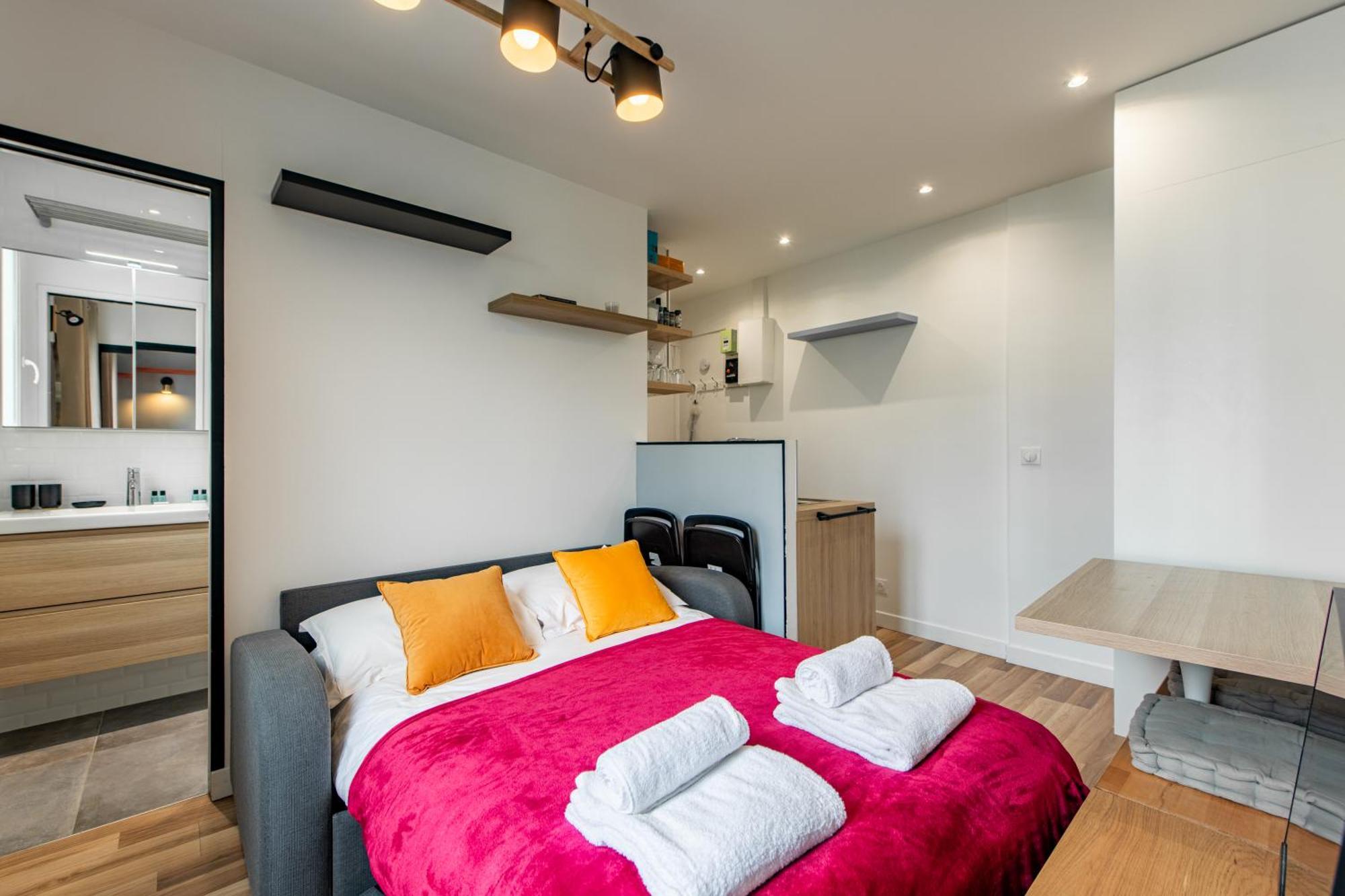 Appartement Cozy 1-bedroom With All Amenties In Montmartre *