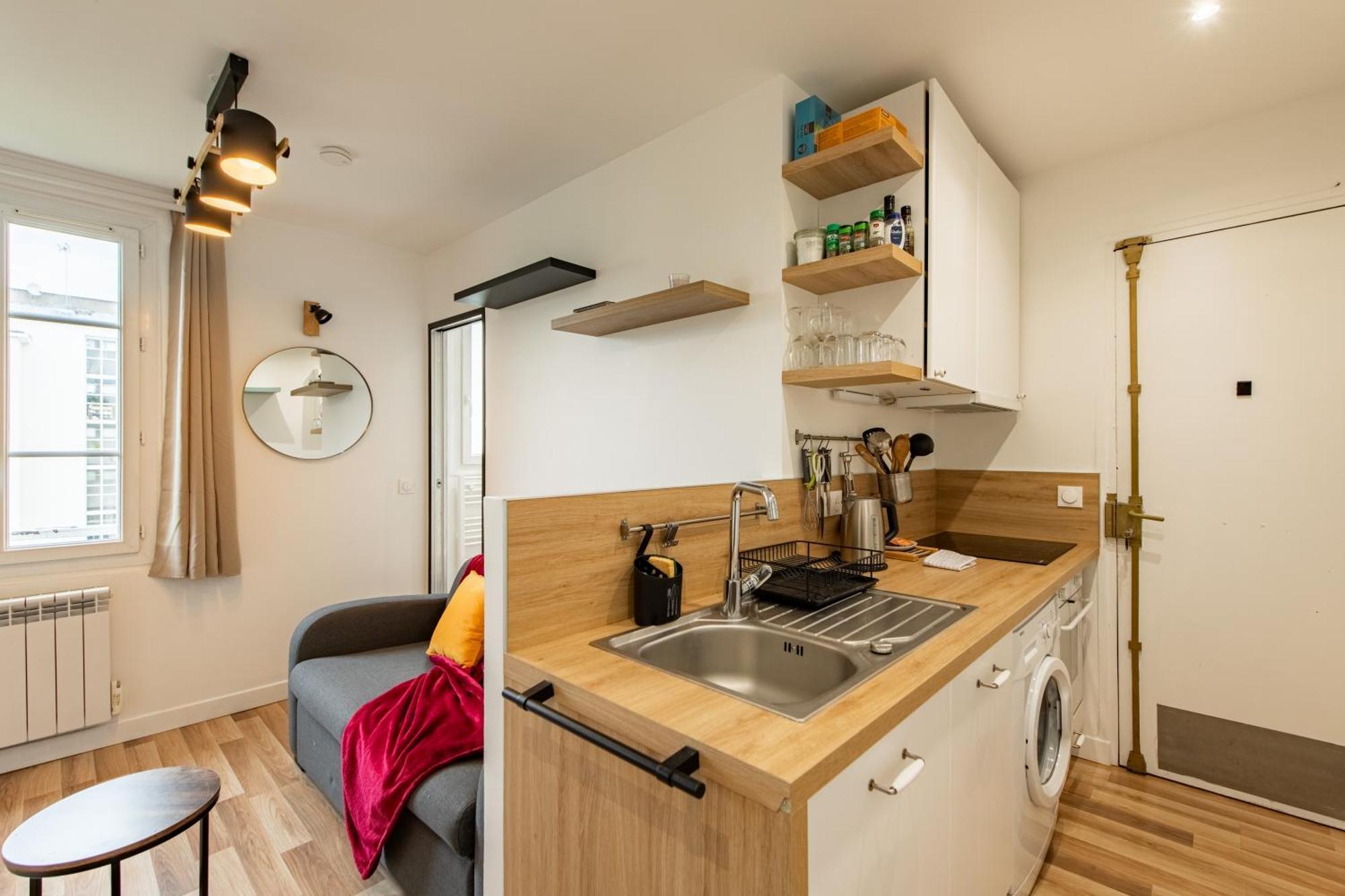 Cozy 1-bedroom With All Amenties In Montmartre Paris