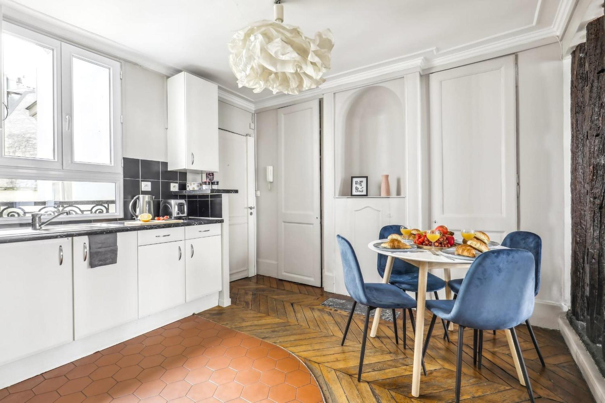 Le Marais & Place De La Republique - 2br - Cityapartmentstay Appartement