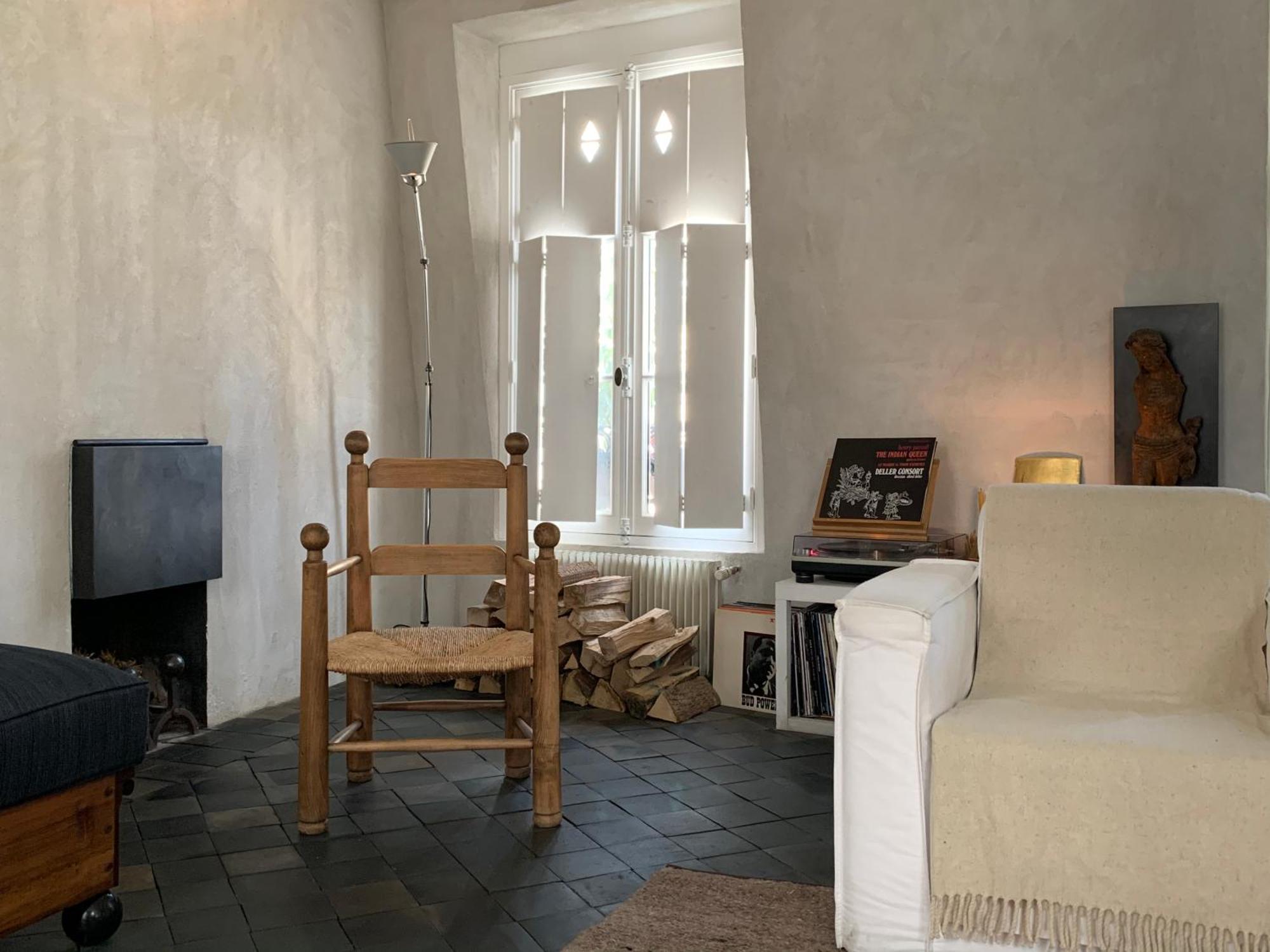 Apartment Famous Parisian Designer's Pied-a-terre In Le Marais *