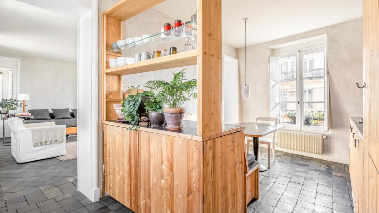 Apartment Famous Parisian Designer's Pied-a-terre In Le Marais Paris