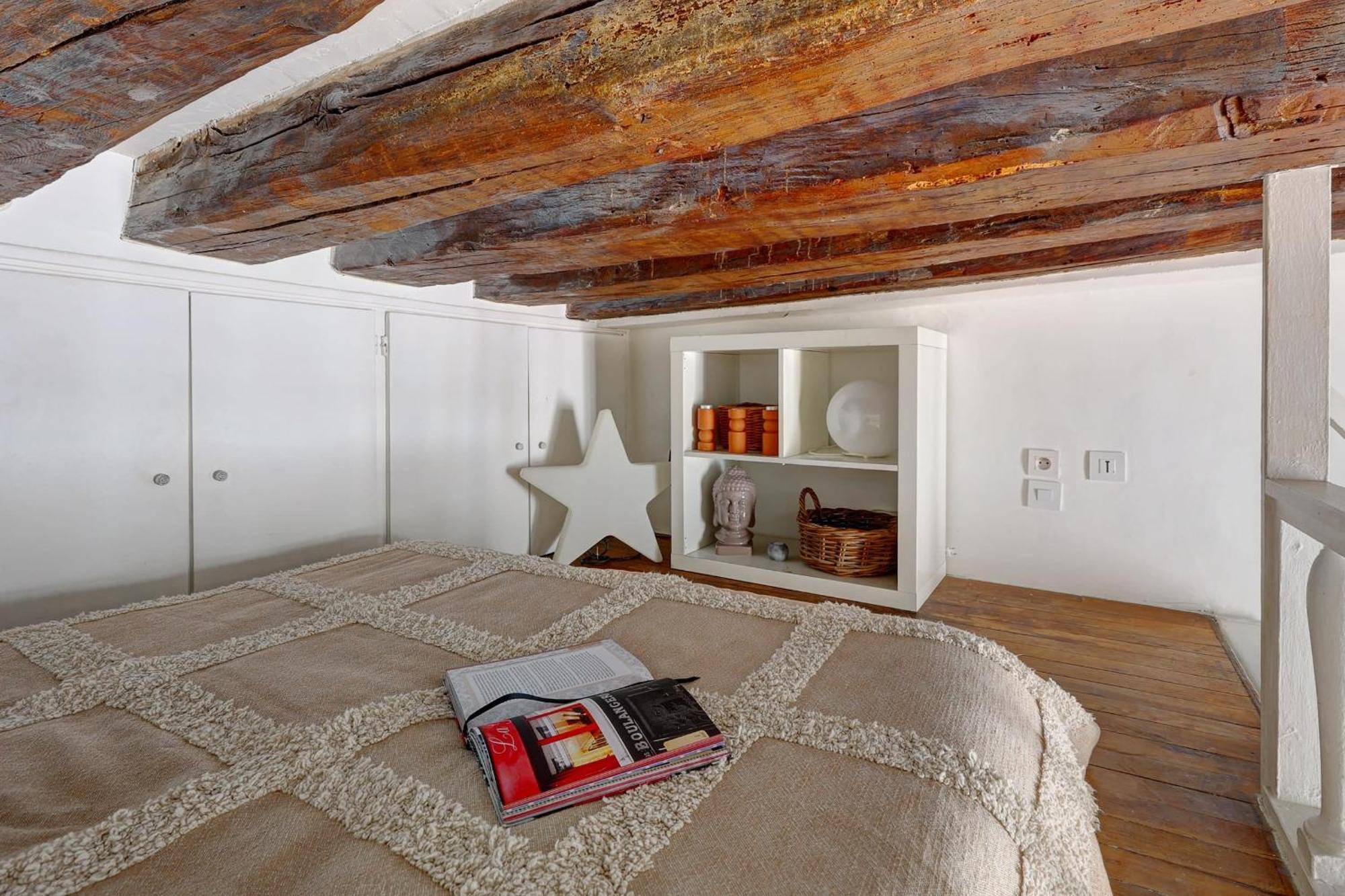 Le Marais & Pompidou - Cityapartmentstay *