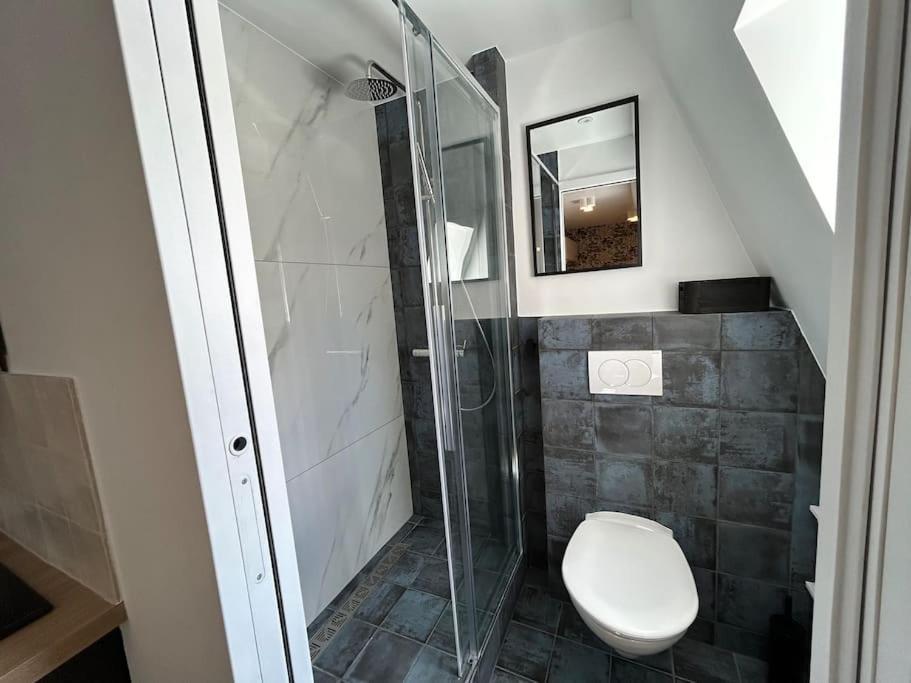 Fully Renovated For 2 Appartement Paris