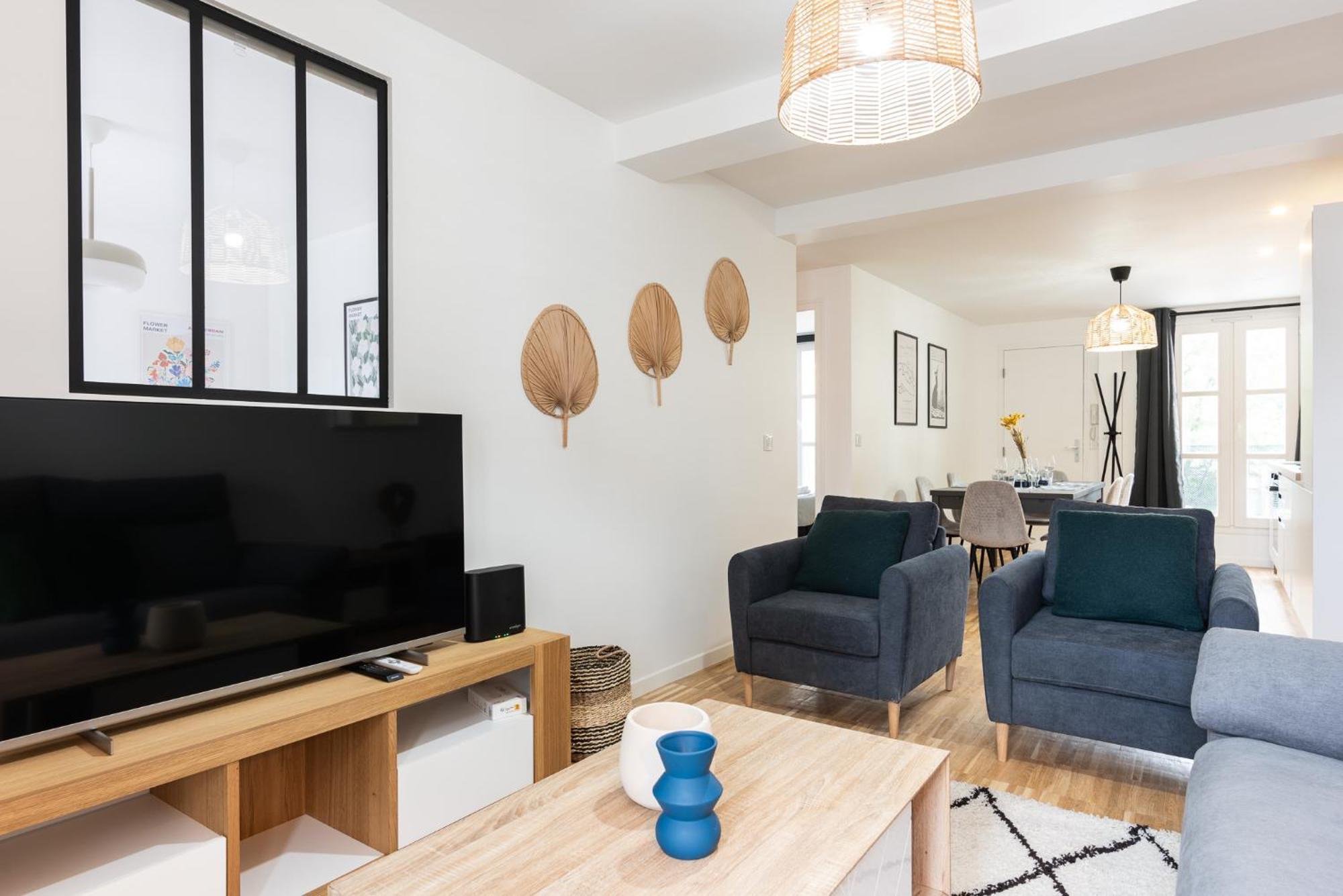 Appartement Design - 6 Guests - Buttes Chaumont Paris