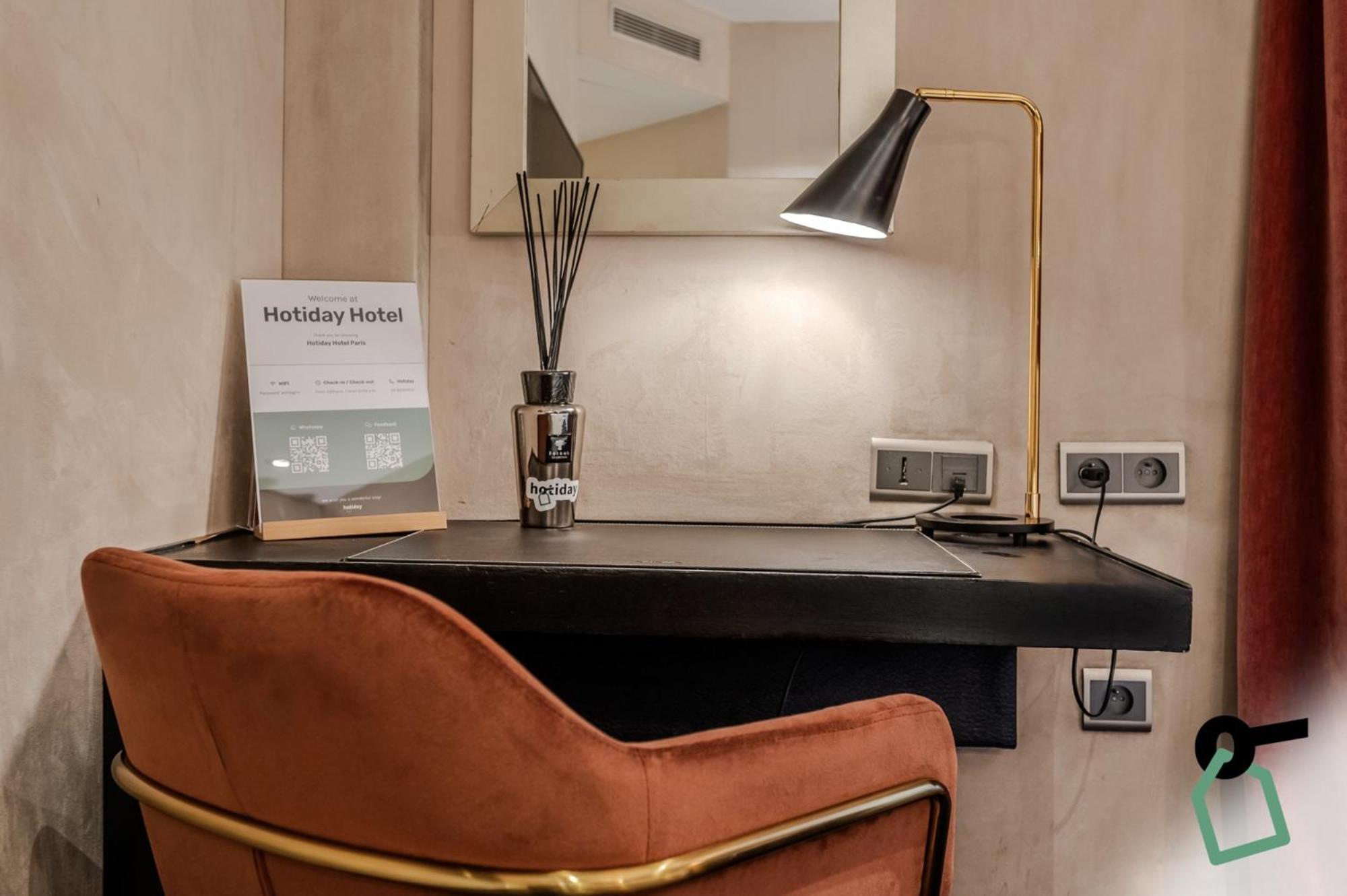 Hotiday Collection - Arc De Triomphe Paris