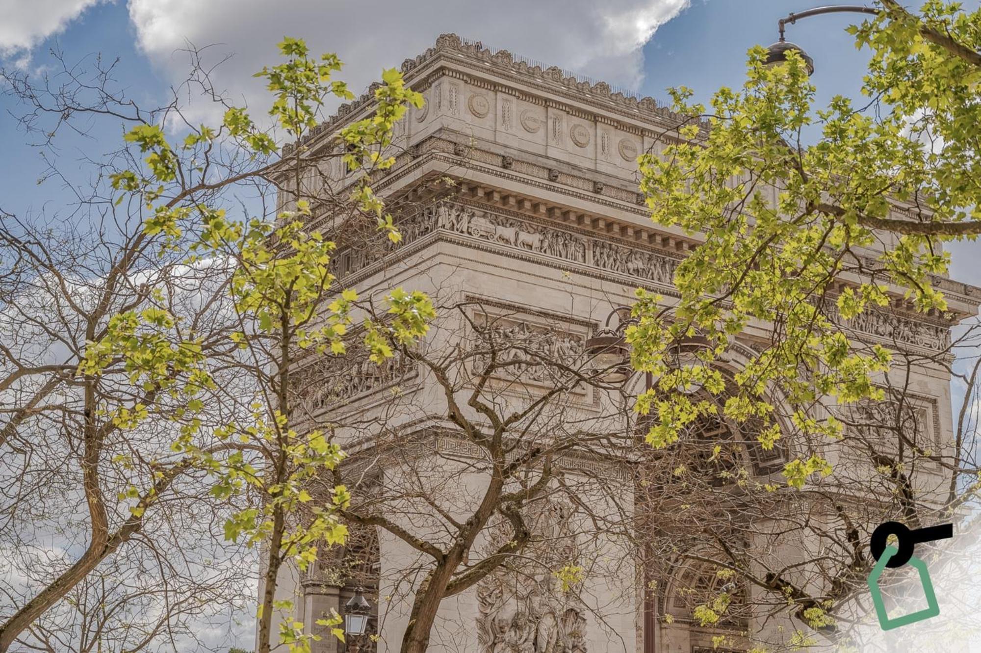 Hotiday Collection - Arc De Triomphe