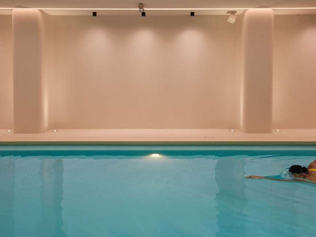 So/ Hotel *