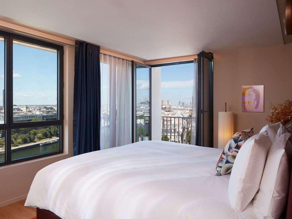 Hotel So/