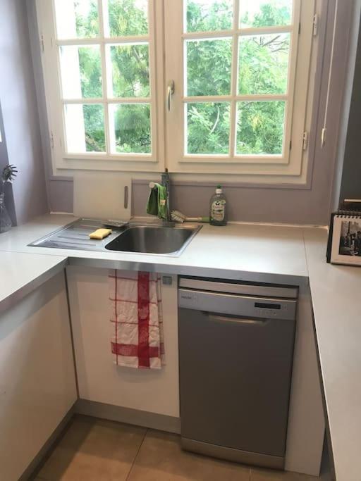 Apartment One In Montmartre *