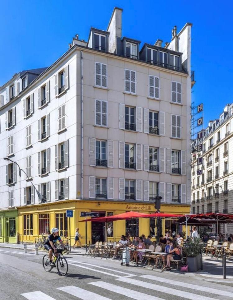 Rue La Fayette * Paris