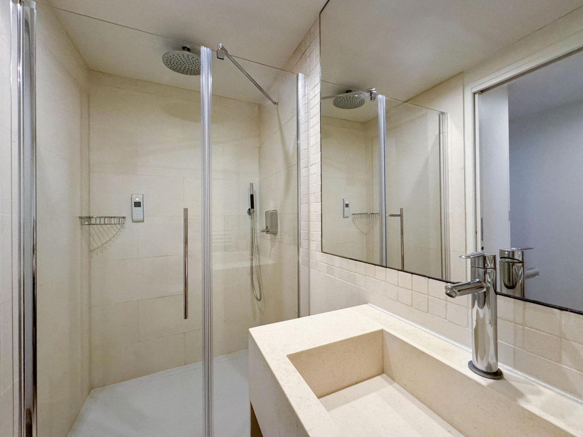 Bellechasse Apartment Paris
