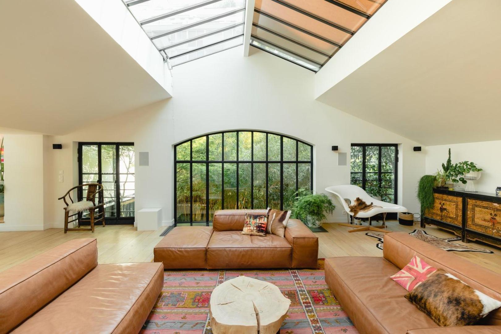 Maison Ensoleillee Avec Jardin Dans Le 16 Arron. Villa Paris