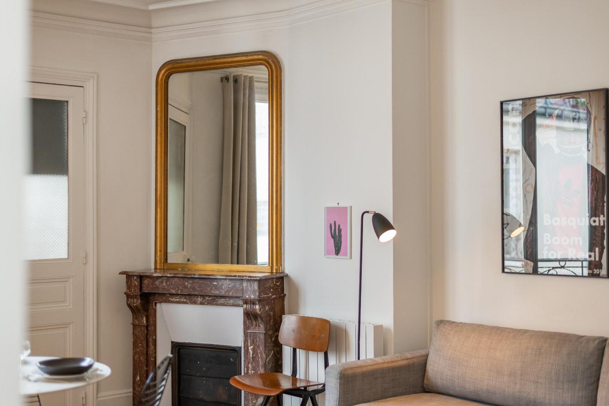 Entre Montmartre Et Canal Saint Martin-gare Du Nord Apartment *